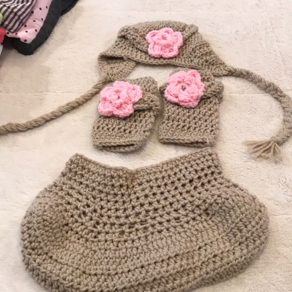 Newborn photography props